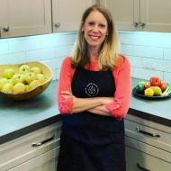 Why Adults & Children Living with Ehler's Danlos Syndrome Can Benefit from Working with a Dietitian